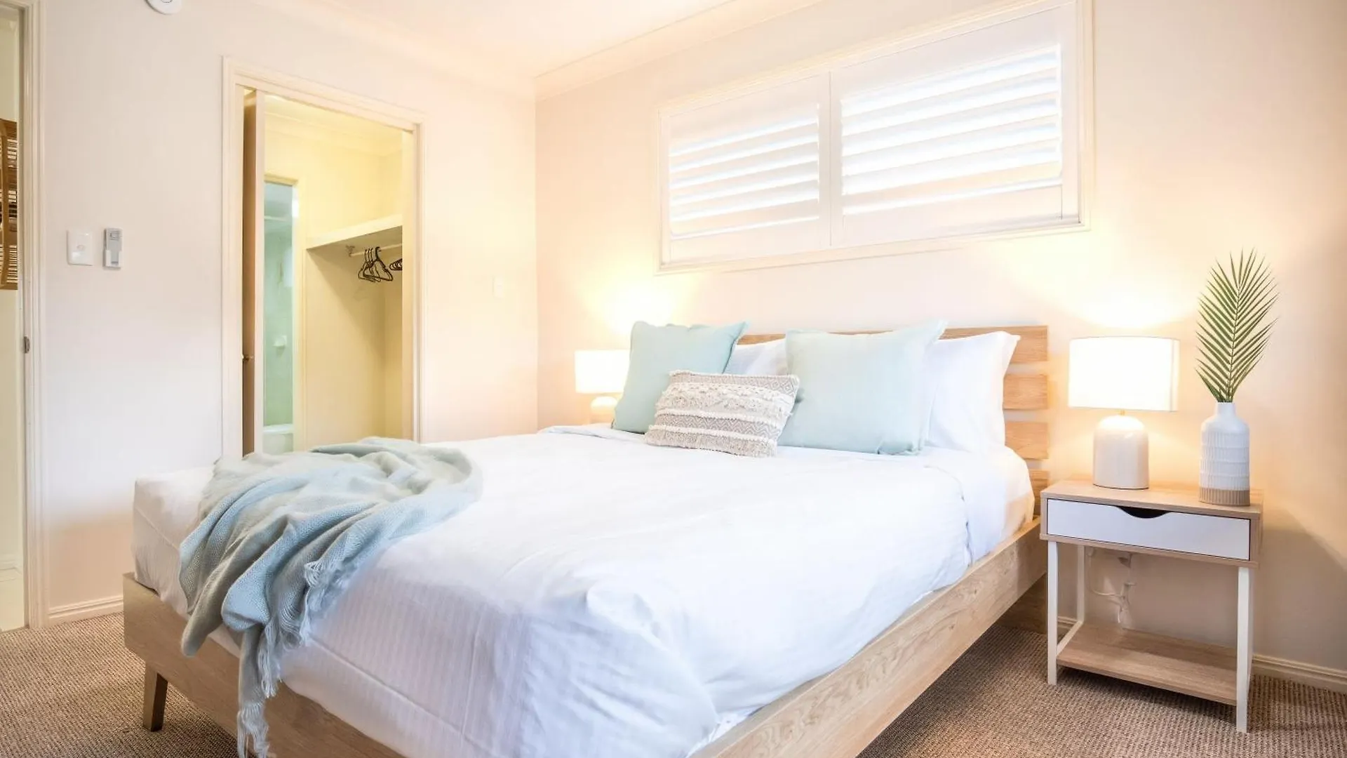 Spacious Apartment, Walk To Kings Beach Caloundra Apartmán